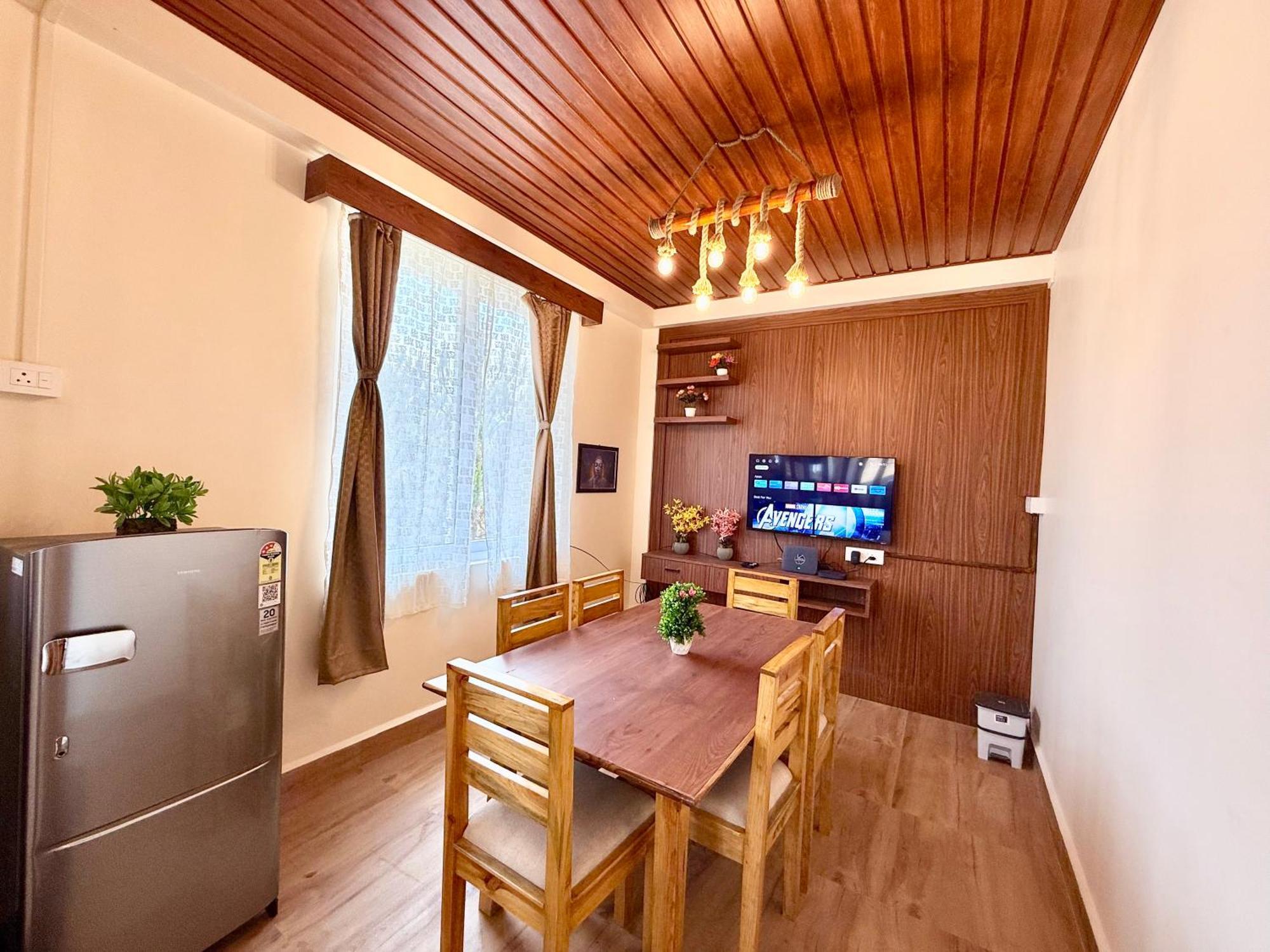 Yepplo Holiday Home - Complimentary Breakfast - 24 Hrs Caretaker & Power Backup Shillong Exterior foto