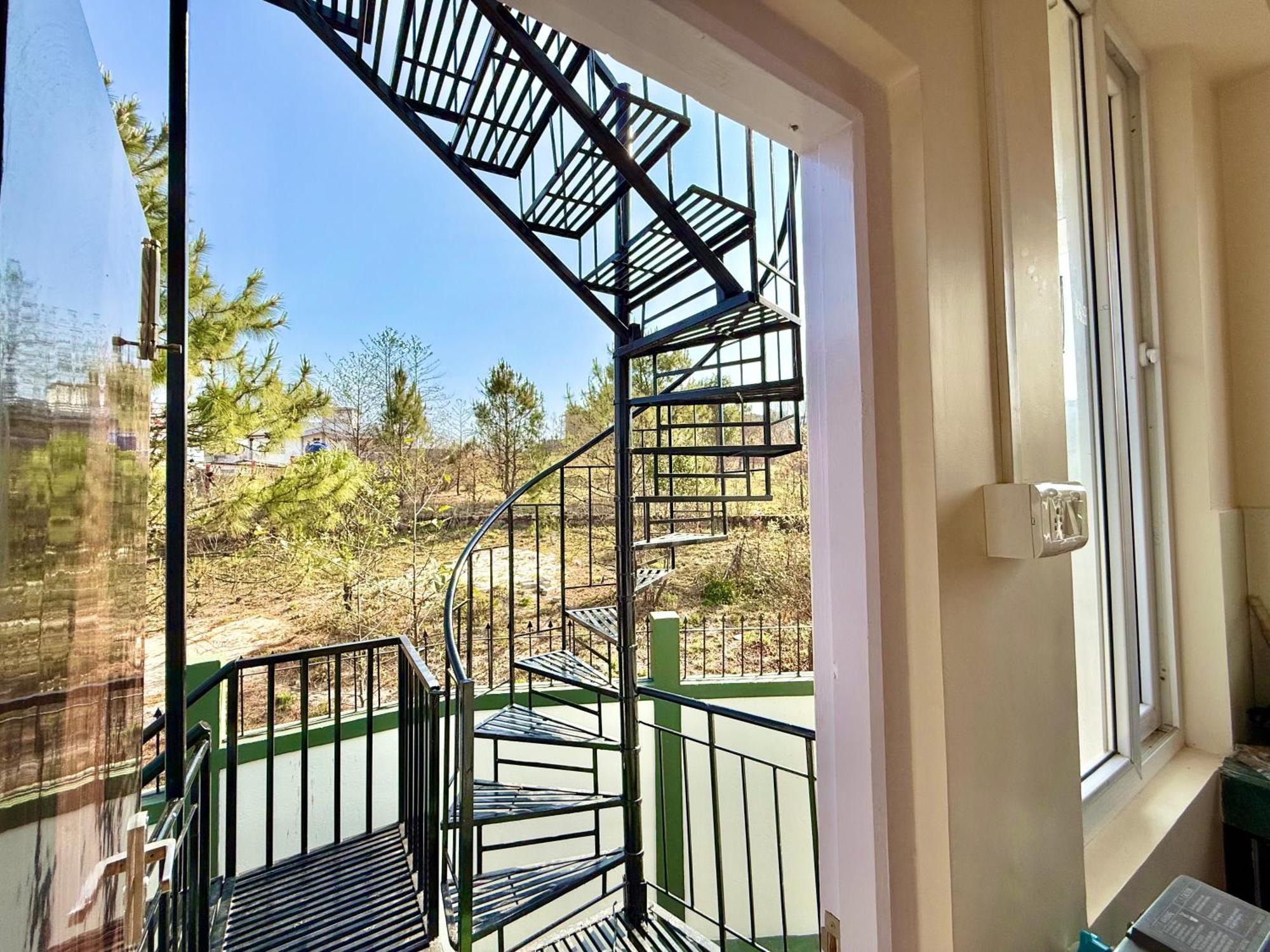 Yepplo Holiday Home - Complimentary Breakfast - 24 Hrs Caretaker & Power Backup Shillong Exterior foto